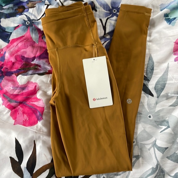 lululemon athletica Pants - Lululemon Swift Speed HR Tight 28” NWT